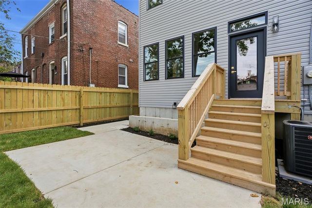 4439 Gibson Avenue, St Louis, MO 63110
