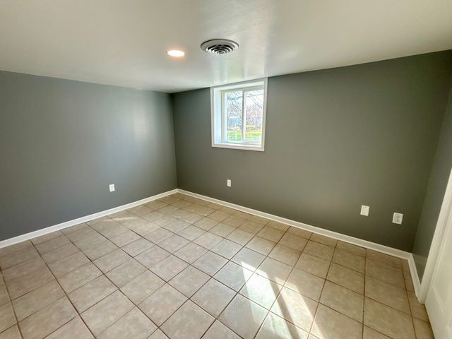 702 4th Avenue, Ottawa, IL 61350