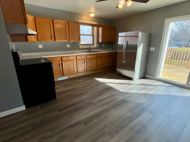 702 4th Avenue, Ottawa, IL 61350