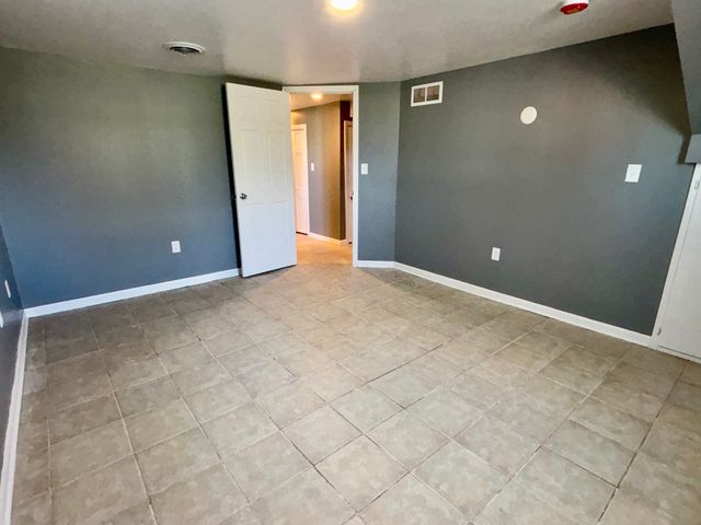 702 4th Avenue, Ottawa, IL 61350