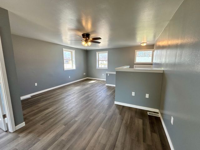 702 4th Avenue, Ottawa, IL 61350