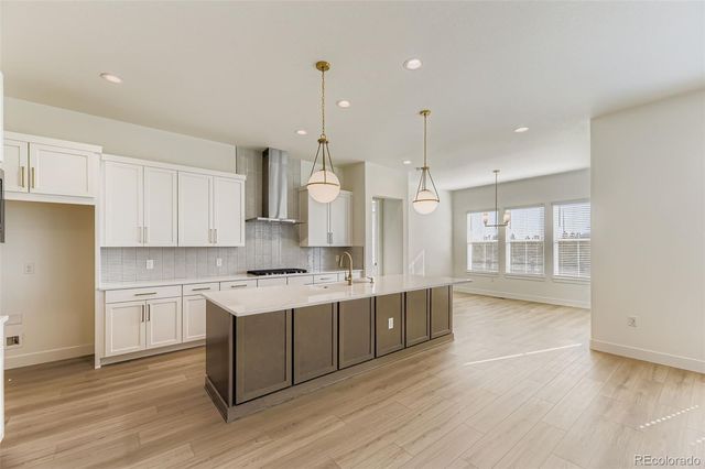 9046 S Shawnee Court, Aurora, CO 80016