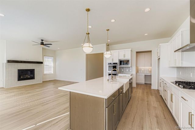 9046 S Shawnee Court, Aurora, CO 80016