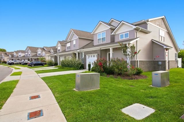 683 Birdie Dr, Spring Hill, TN 37174