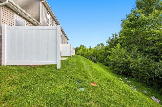 683 Birdie Dr, Spring Hill, TN 37174