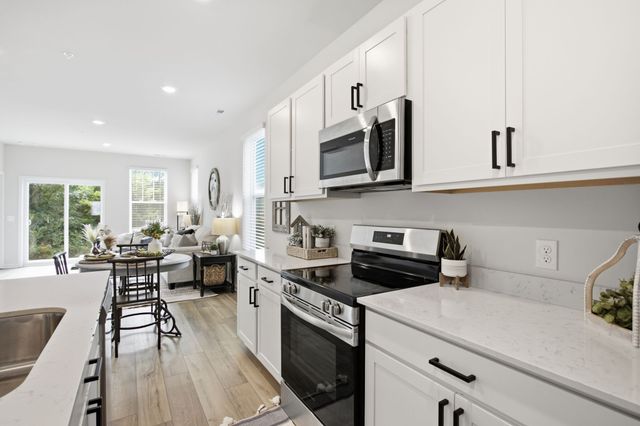 683 Birdie Dr, Spring Hill, TN 37174