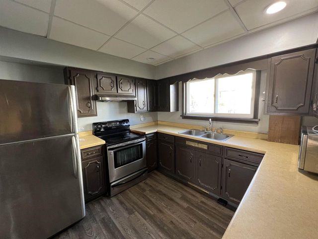 609 Milton Avenue, Janesville, WI 53545