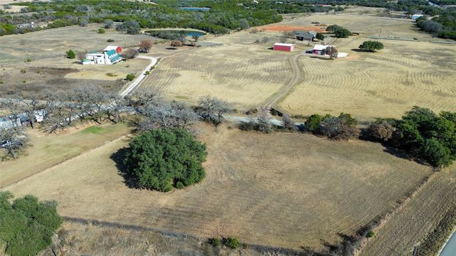 1053 County Road 1017, Glen Rose, TX 76043