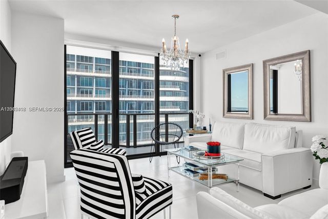 1300 S Miami Ave 3007, Miami, FL 33130