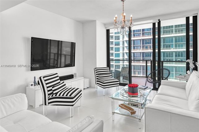 1300 S Miami Ave 3007, Miami, FL 33130