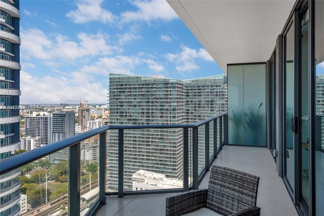 1300 S Miami Ave 3007, Miami, FL 33130