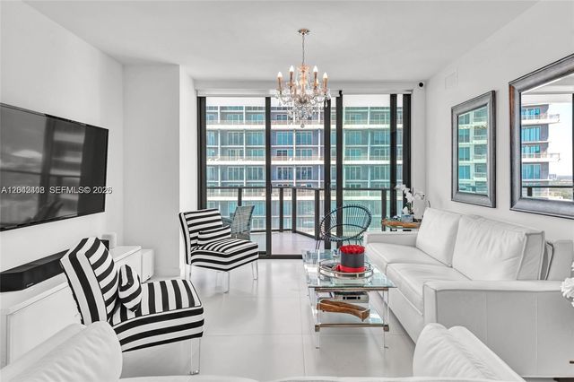 1300 S Miami Ave 3007, Miami, FL 33130