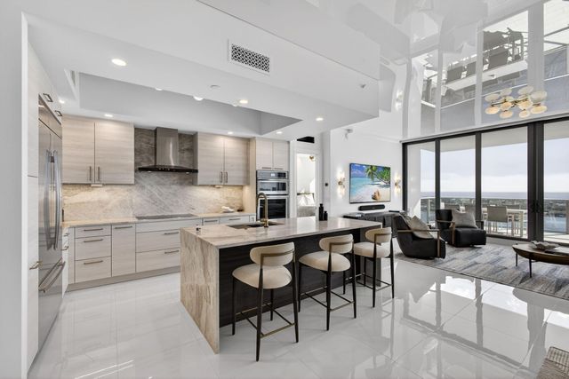 2 Water Club Way 2001, North Palm Beach, FL 33408