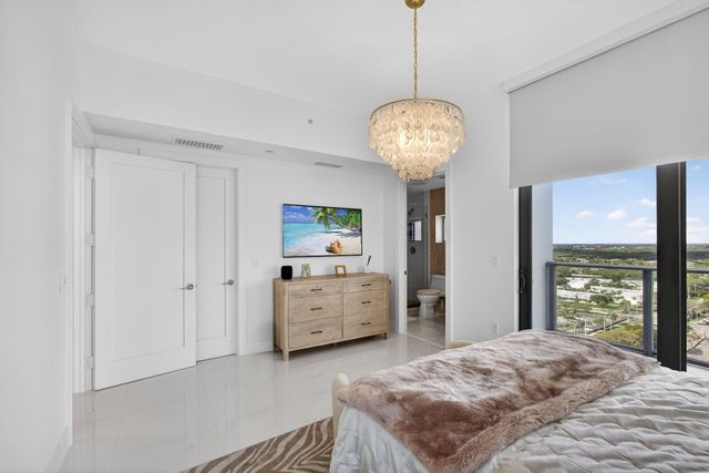 2 Water Club Way 2001, North Palm Beach, FL 33408