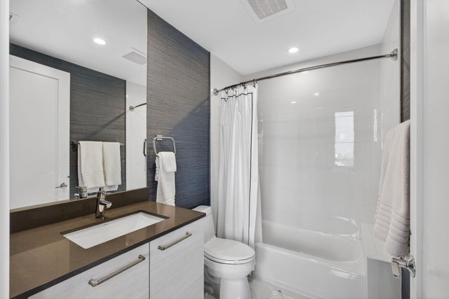 2 Water Club Way 2001, North Palm Beach, FL 33408