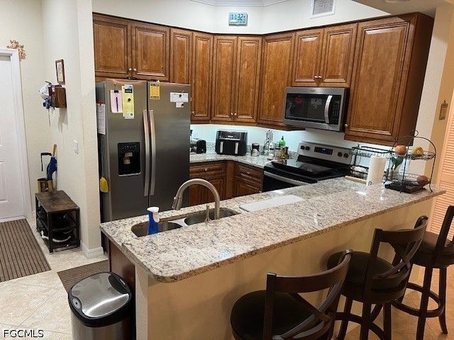 1057 Winding Pines CIR 105, Cape Coral, FL 33909