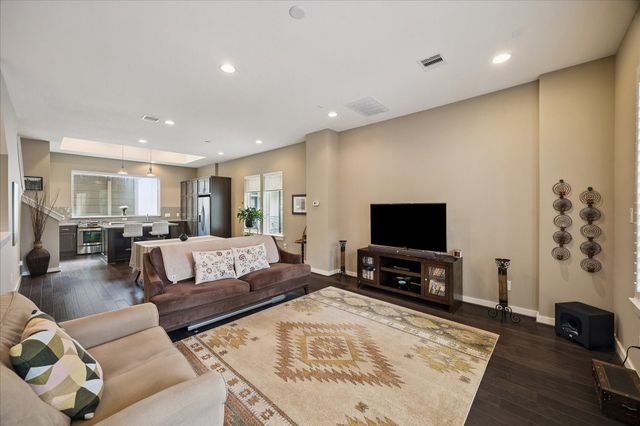 1917 Shearn Street, Houston, TX 77007