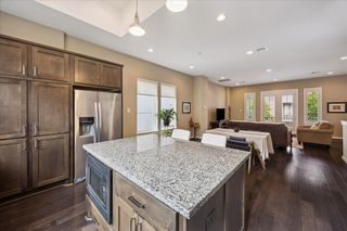 1917 Shearn Street, Houston, TX 77007