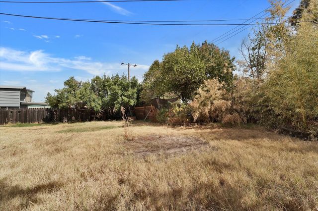 2508 Mission Ave, Carmichael, CA 95608