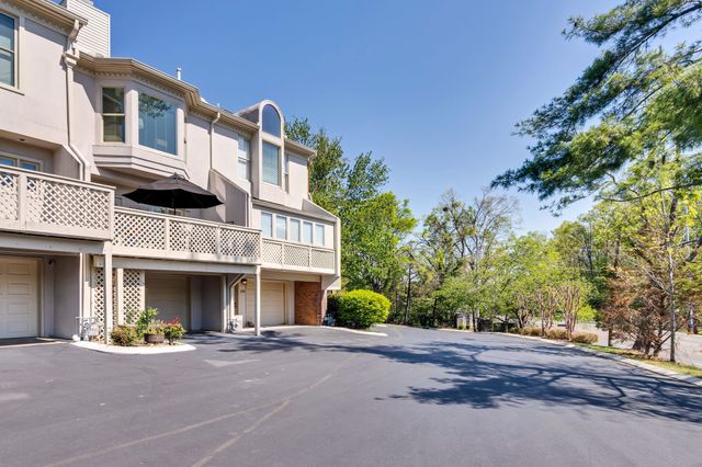 207 Cheswick Ct, Nashville, TN 37215