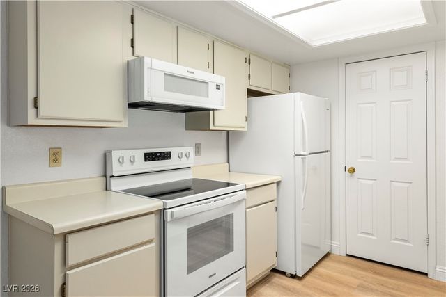 3550 Bay Sands Drive 2015, Laughlin, NV 89029