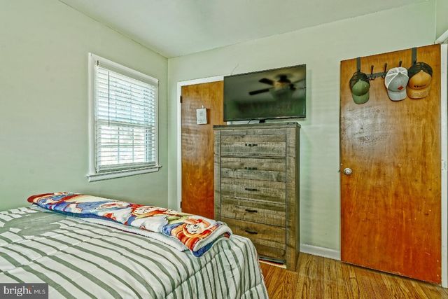 121 MORRIS AVE, Sewell, NJ 08080