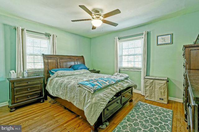 121 MORRIS AVE, Sewell, NJ 08080