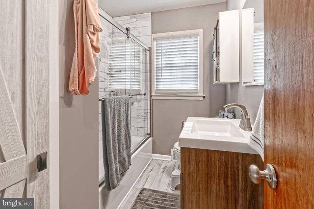 121 MORRIS AVE, Sewell, NJ 08080