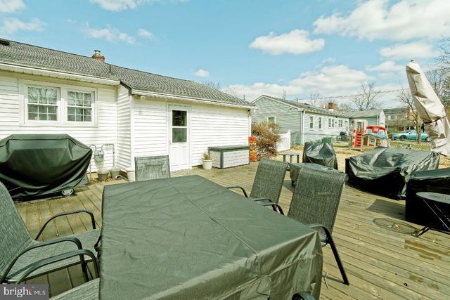 121 MORRIS AVE, Sewell, NJ 08080