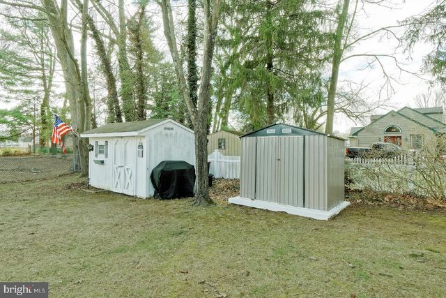 121 MORRIS AVE, Sewell, NJ 08080