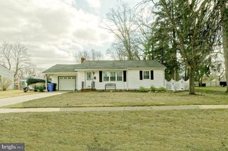 121 MORRIS AVE, Sewell, NJ 08080