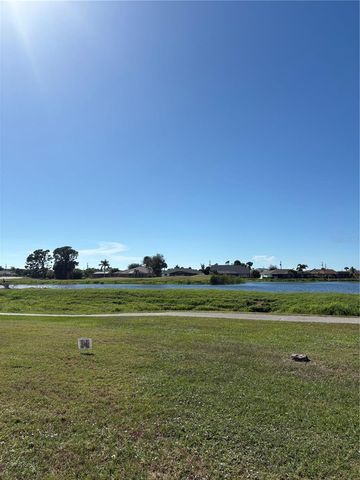 20 PEBBLE BEACH ROAD, Rotonda West, FL 33947