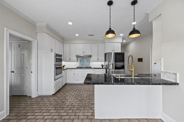 1712 Timber Ridge Circle, Corinth, TX 76210