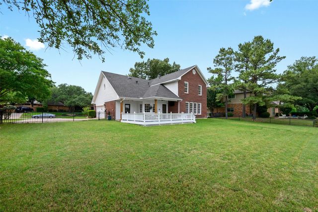 1712 Timber Ridge Circle, Corinth, TX 76210