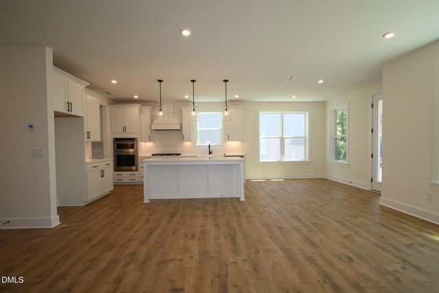 2499 Vetrina Way, Apex, NC 27502