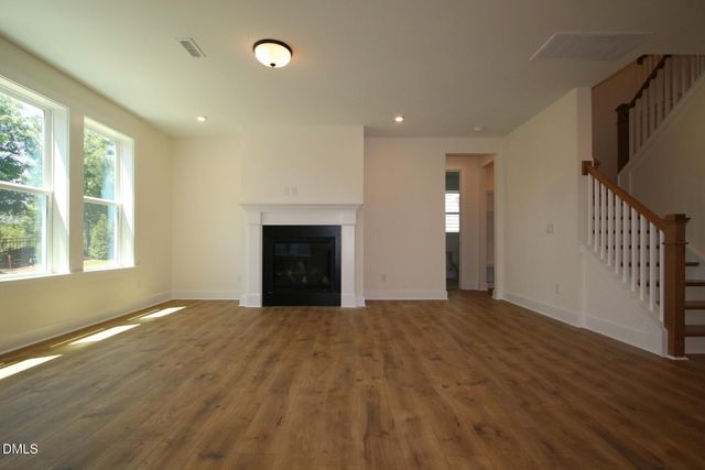 2499 Vetrina Way, Apex, NC 27502