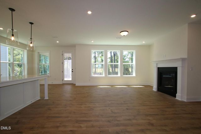 2499 Vetrina Way, Apex, NC 27502