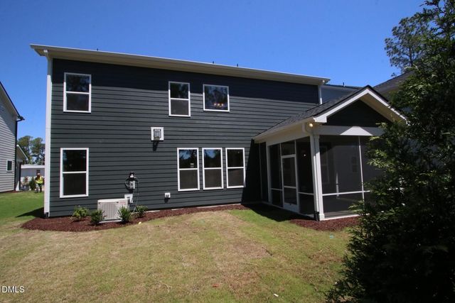2499 Vetrina Way, Apex, NC 27502