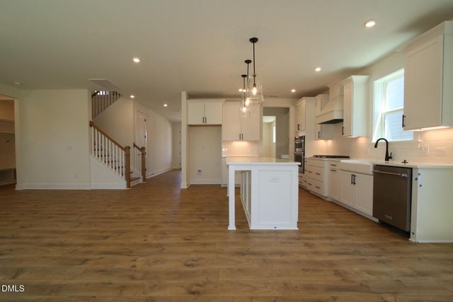 2499 Vetrina Way, Apex, NC 27502