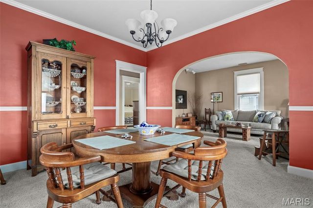 9016 Moritz Avenue, Brentwood, MO 63144