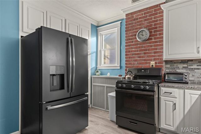 9016 Moritz Avenue, Brentwood, MO 63144