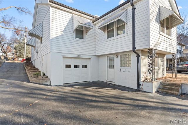 9016 Moritz Avenue, Brentwood, MO 63144