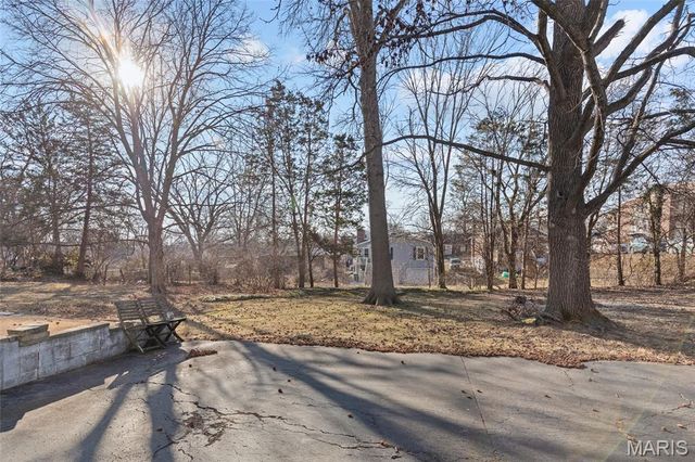 9016 Moritz Avenue, Brentwood, MO 63144