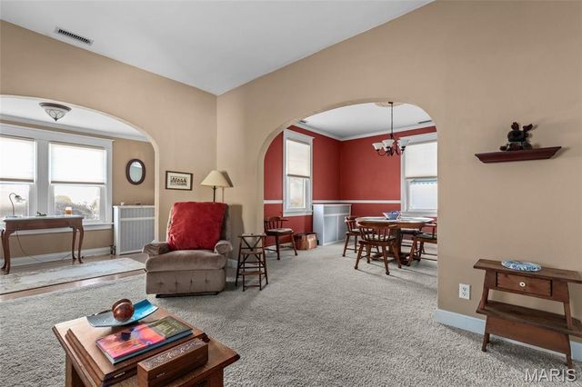 9016 Moritz Avenue, Brentwood, MO 63144