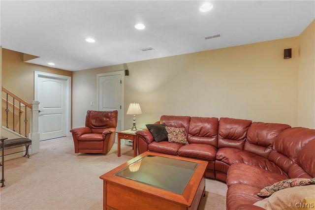 301 Starksboro Drive, Camillus, NY 13031