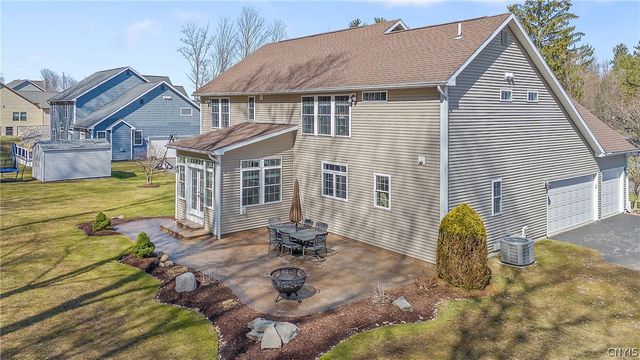 301 Starksboro Drive, Camillus, NY 13031