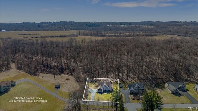 301 Starksboro Drive, Camillus, NY 13031