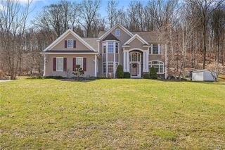301 Starksboro Drive, Camillus, NY 13031
