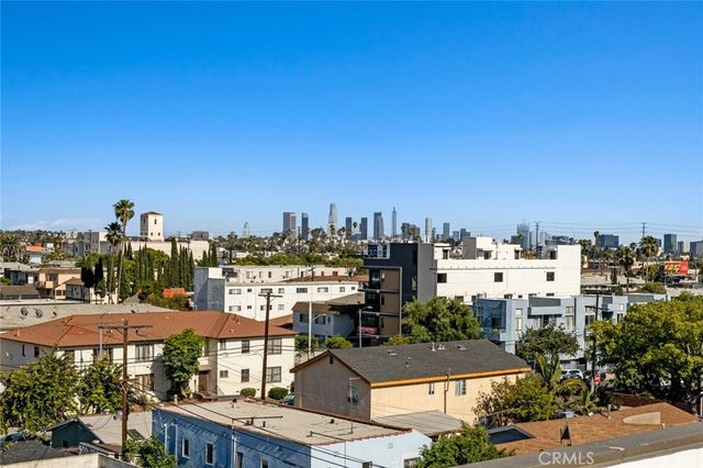 5820 La Mirada Avenue 401, Hollywood, CA 90038
