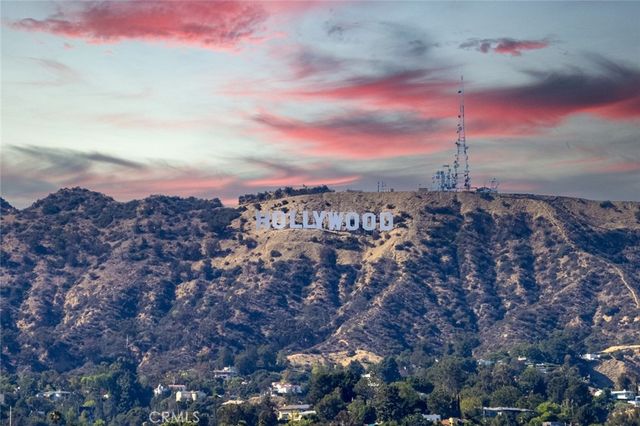 5820 La Mirada Avenue 401, Hollywood, CA 90038